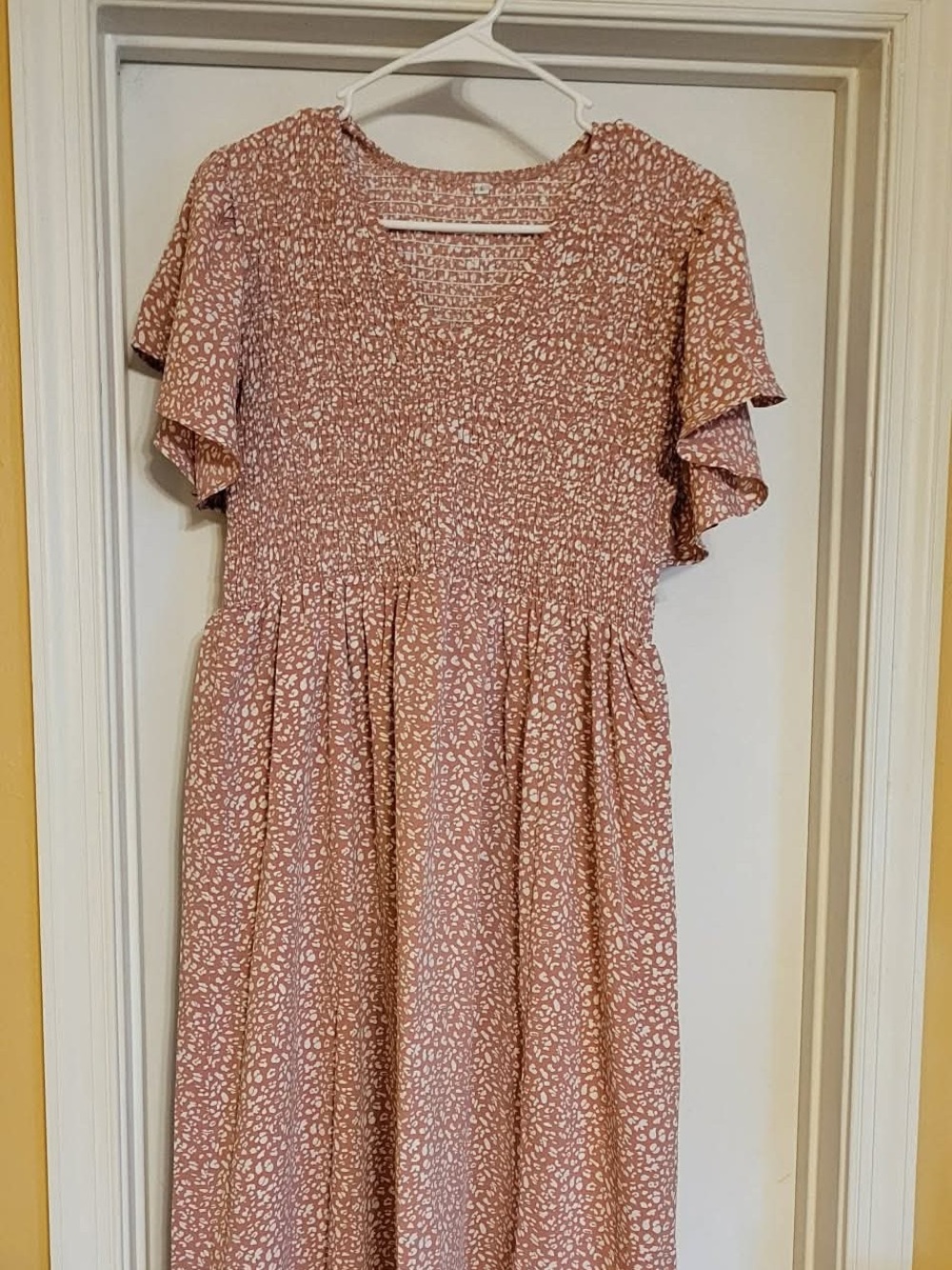 Maternity Pink Smocked Dress w/Flutter Sleeves, Size large